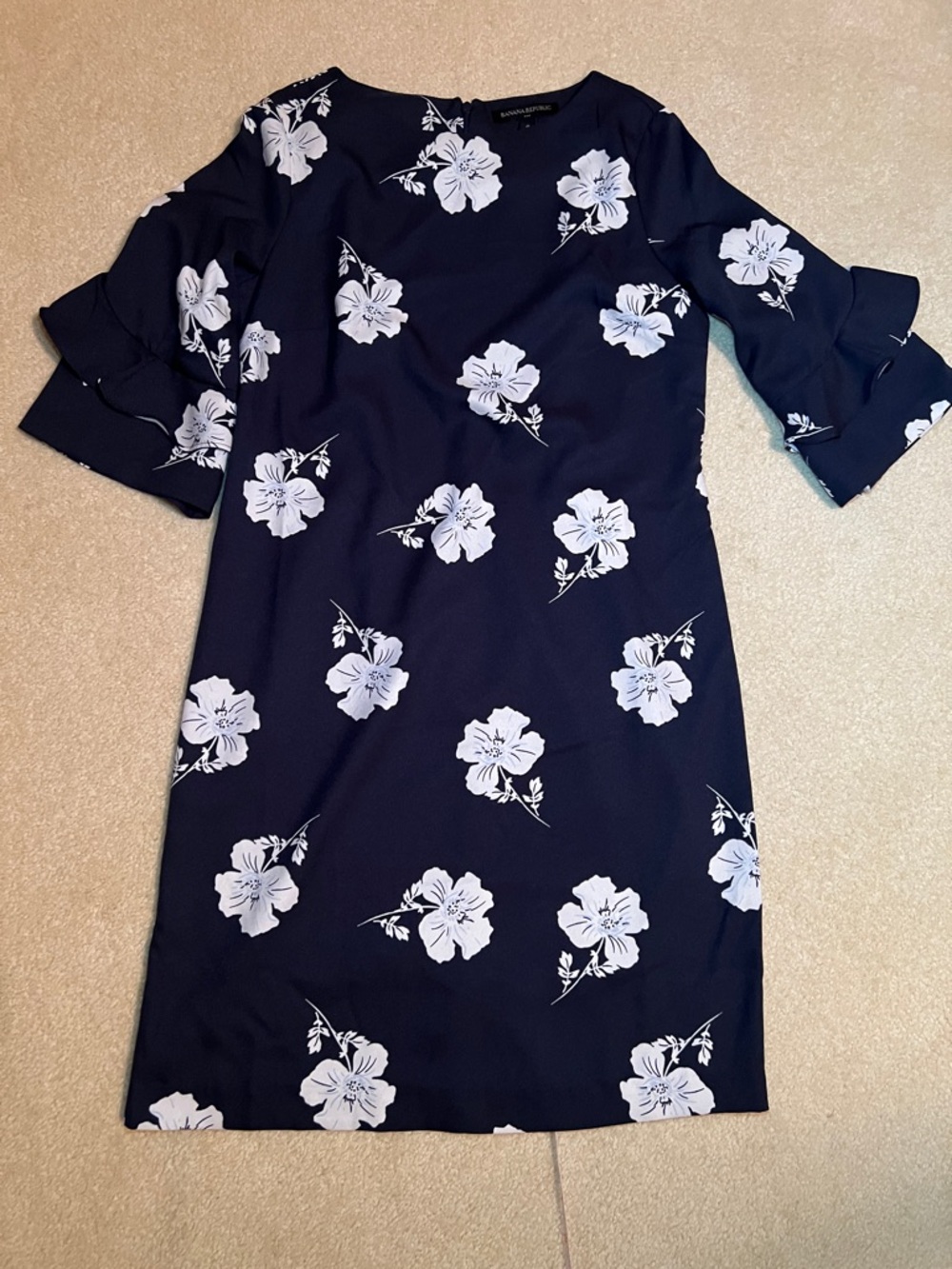 NWT Banana Republic shift dress